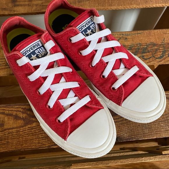 Converse Chuck Taylor All Star II Red Low Top Lace Up Sneaker Shoes Youth 1 - Picture 8 of 11